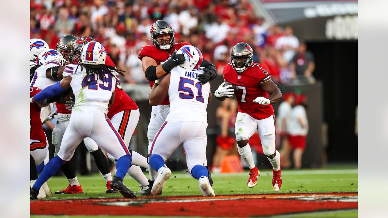 Bills fall to Bucs 33-27 in overtime thriller