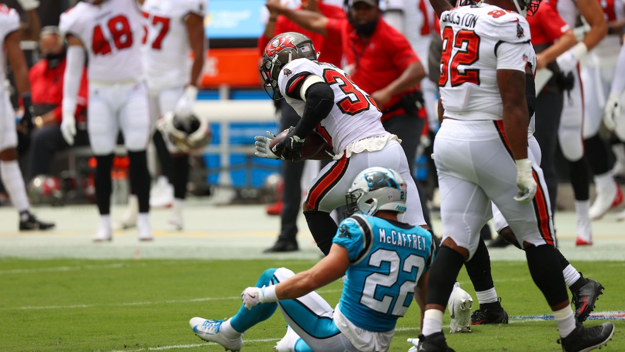 Bucs-Panthers live updates: Tampa Bay wins home opener, 31-17