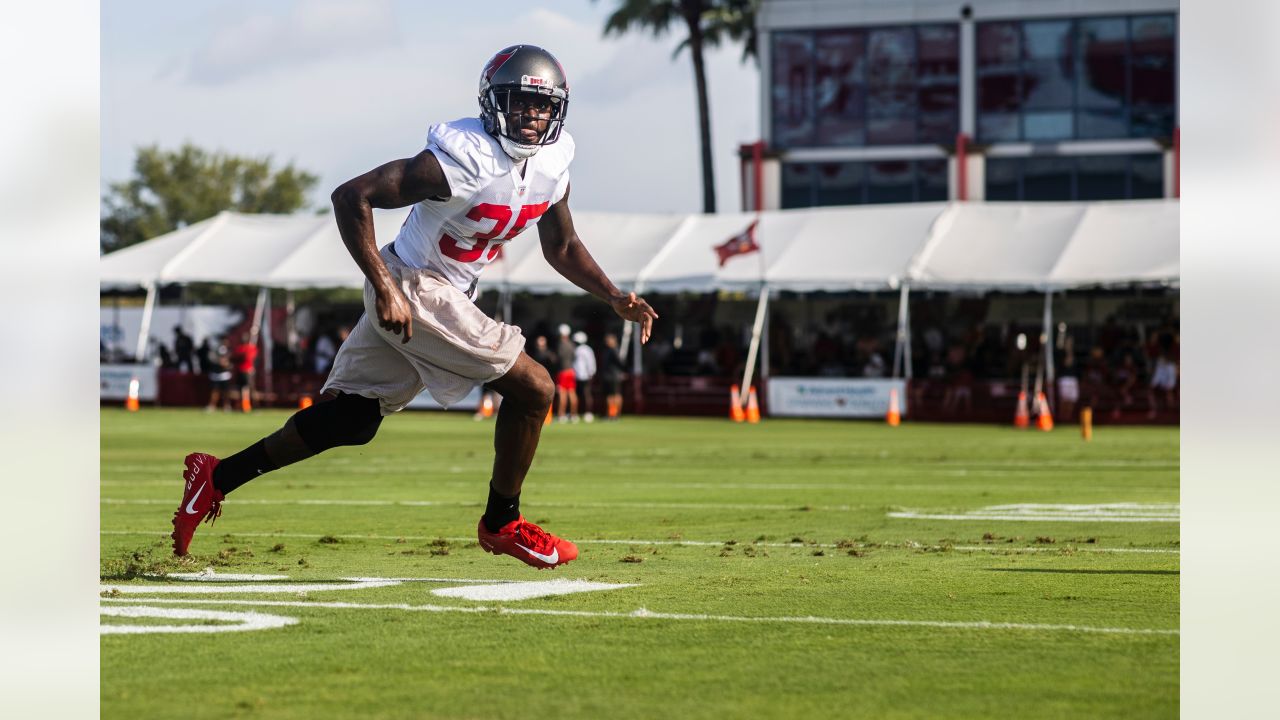 June 11, 2023, Tampa, Florida, USA: Tampa Bay Buccaneers cornerback Jamel  Dean (35) attends the Bucc