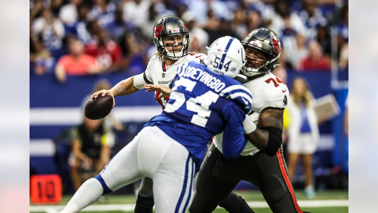 Reeling Colts fall 38-35 to Bucs for 5th loss in 6 games