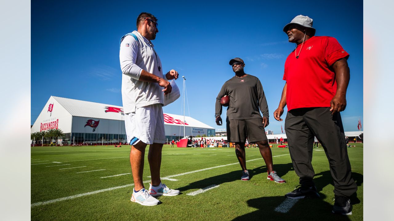 PHOTOS: Tennessee Titans practice against Tampa Bay Buccaneers day 2