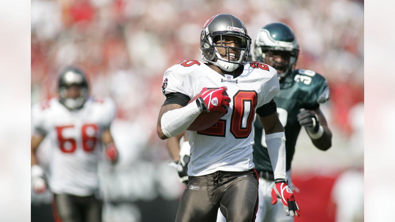 Ronde Barber, All-Time Buccaneer Great, Confirms His Retirement