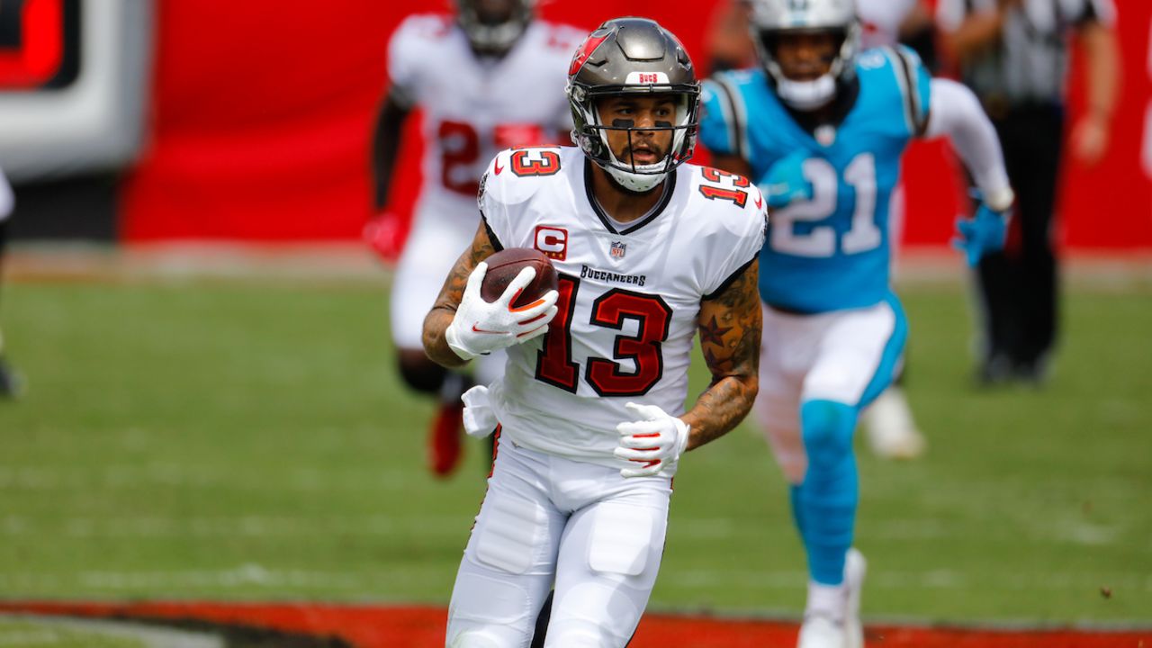 Tampa Bay Buccaneers Antoine Winfield Jr., Mike Evans Await Deals