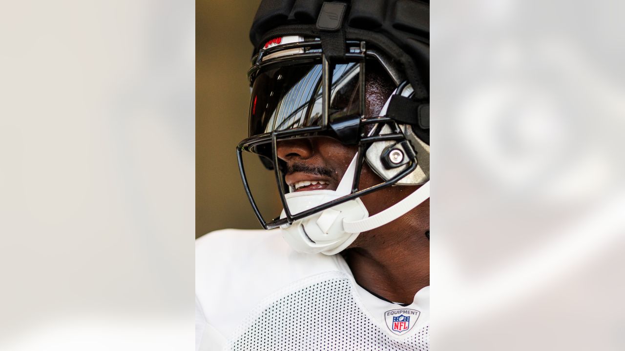 NFL, Oakley create coronavirus face shield for helmets