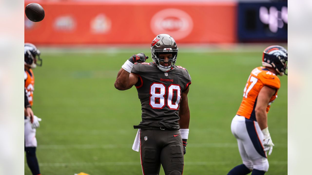 O.J. Howard off to a flying start, standing out as the best tight end in  football, NFL News, Rankings and Statistics