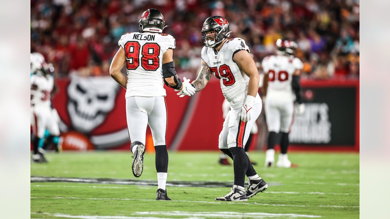 Buccaneers vs. Dolphins final score: 26-24 Bucs win on late field