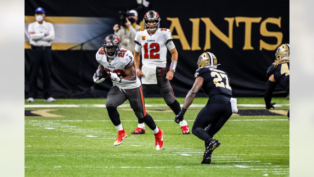 Tampa Bay beats Saints, advances to play Packers