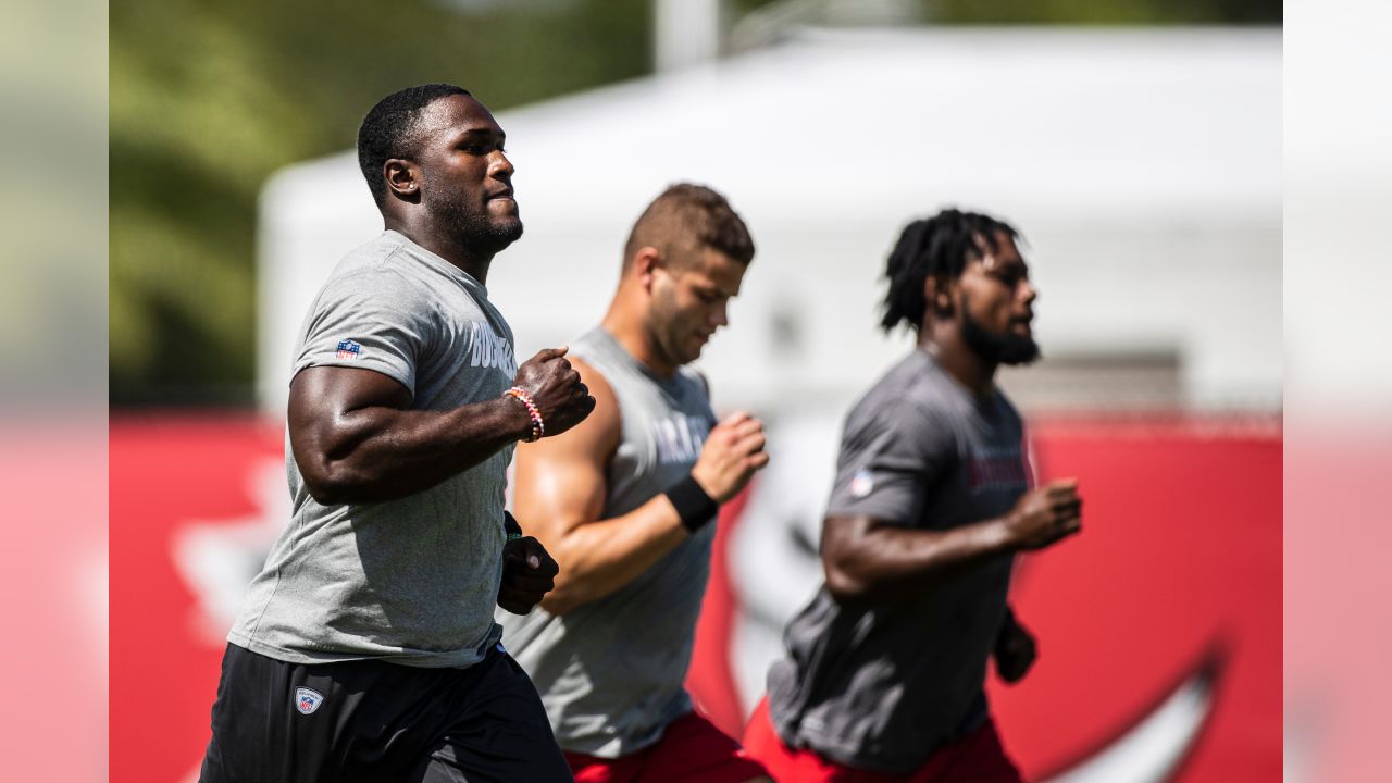 Buccaneers avoid Devin White drama as training camp starts - A to Z Sports