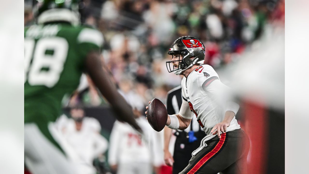 Tampa Bay Buccaneers center Ryan Jensen (66) reacts walking off the field  an NFL football game against the New York Jets, Sunday, Jan. 2, 2022, in  East Rutherford, N.J. (AP Photo/Adam Hunger