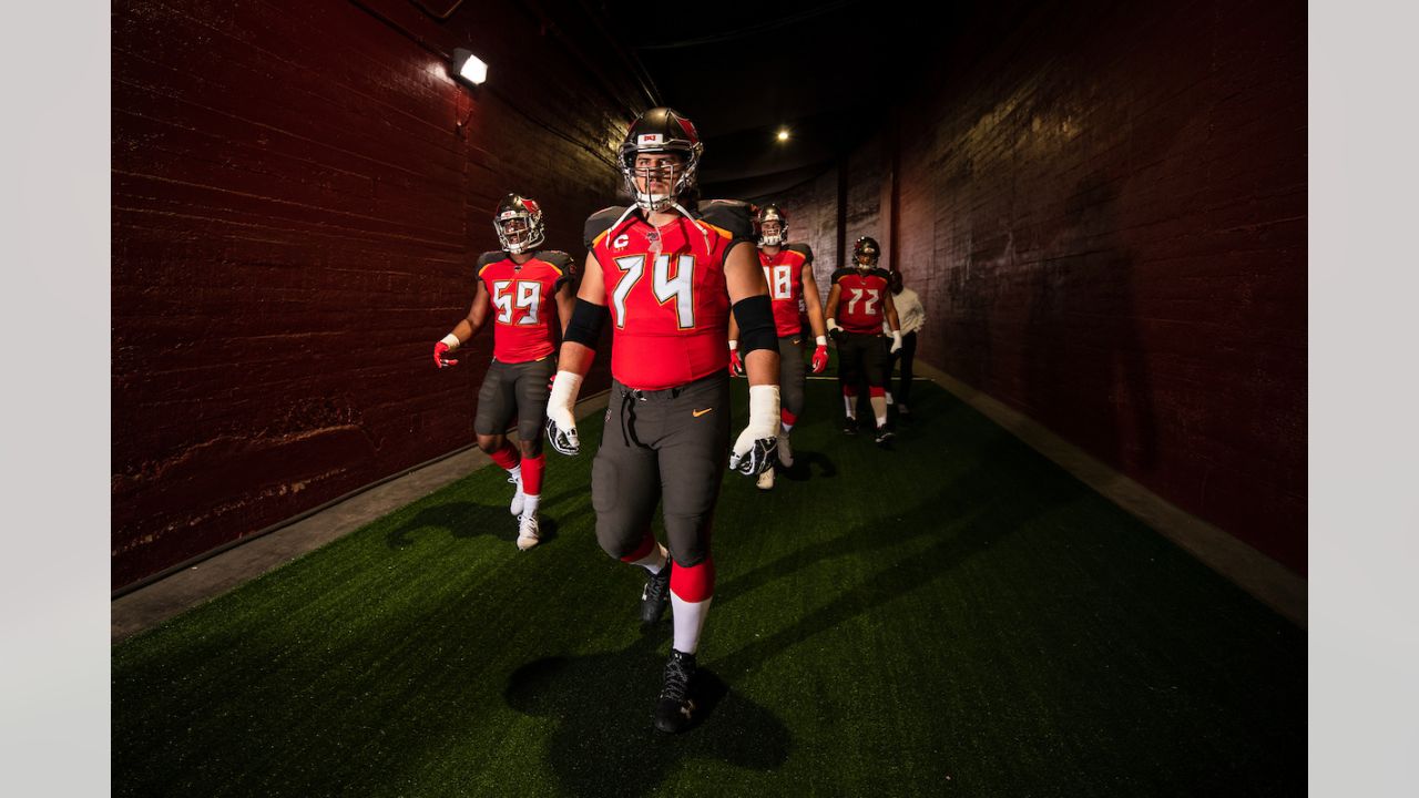 Tampa Bay Buccaneers guard Ali Marpet (74) runs onto the field during a NFL  divisional playoff football game between the Los Angeles Rams and Tampa Bay  Buccaneers, Sunday, January 23, 2022 in