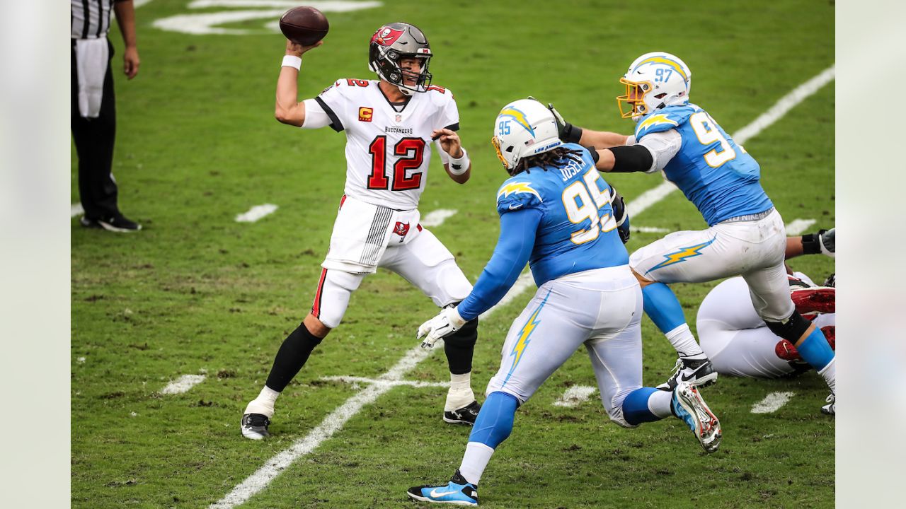 Buccaneers climb above .500 after beating Chargers for third straight win