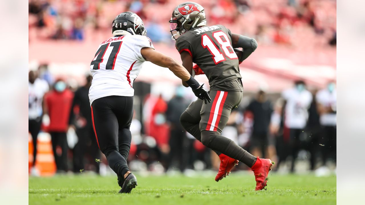 Falcons beat Bucs, clinch NFC's No. 5 seed - Statesboro Herald