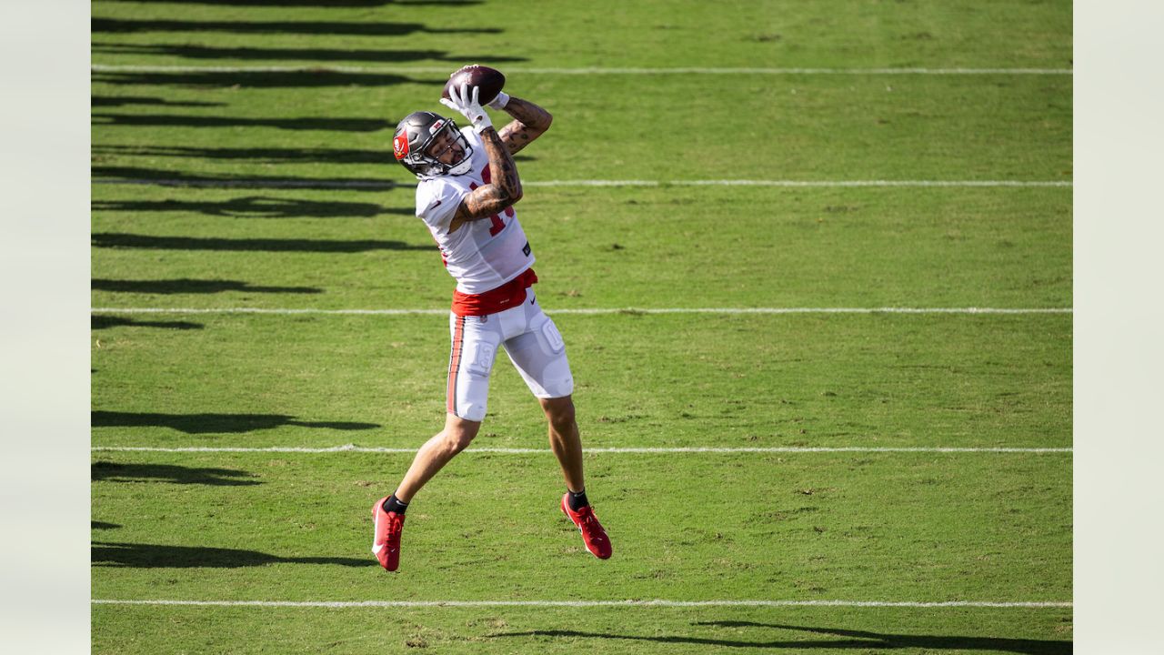 Bucs center Ryan Jensen, receiver Chris Godwin return to practice