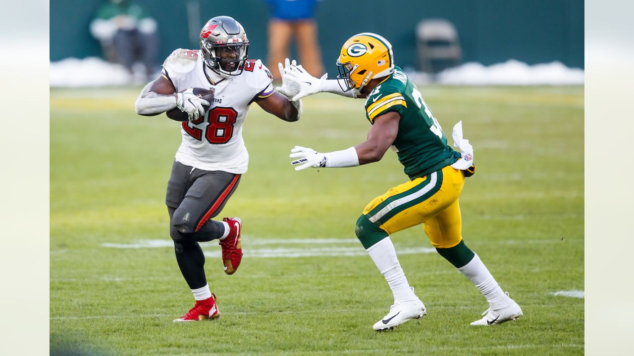 Bucs feel fortunate to lean on running back Leonard Fournette