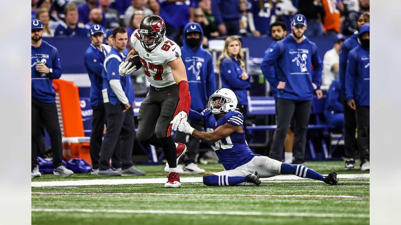 Rapid Reaction: Final Score Bucs 38, Colts 35