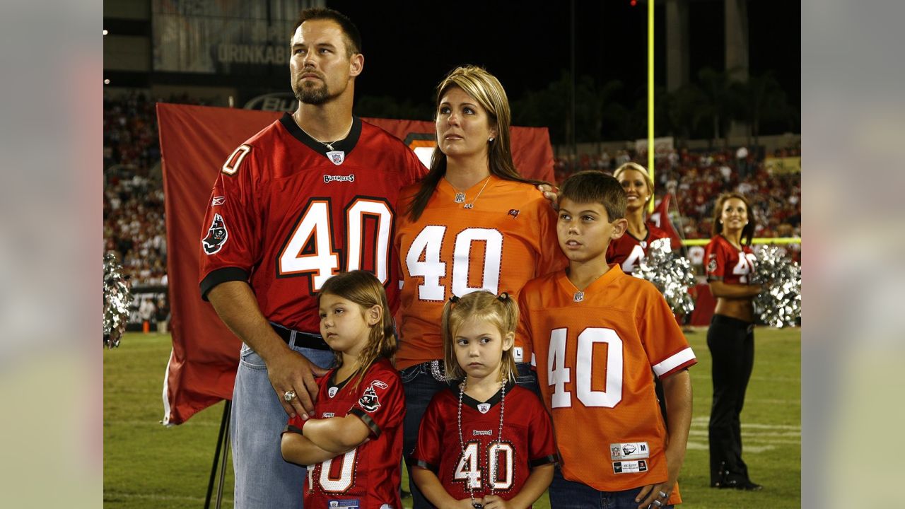 Mike Alstott and Doug Williams join Buccaneers Ring of Honor - Bucs Nation