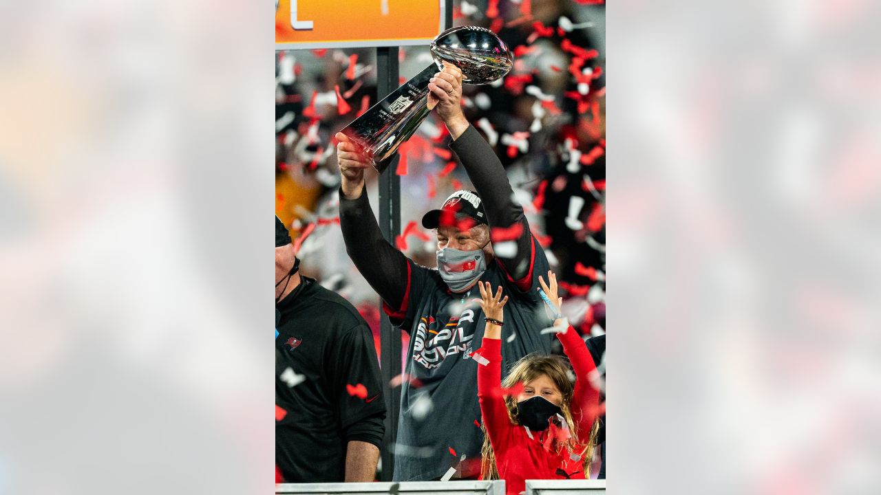 NFL on CBS - Fire the cannons!!! The Tampa Bay Buccaneers are Super Bowl LV  CHAMPIONS!!