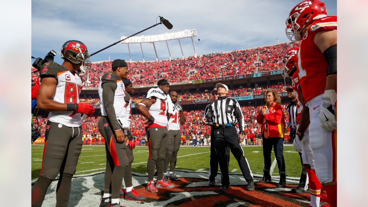 Aguayo wins the game in Carolina and wins Clutch Performer of the week -  Bucs Report