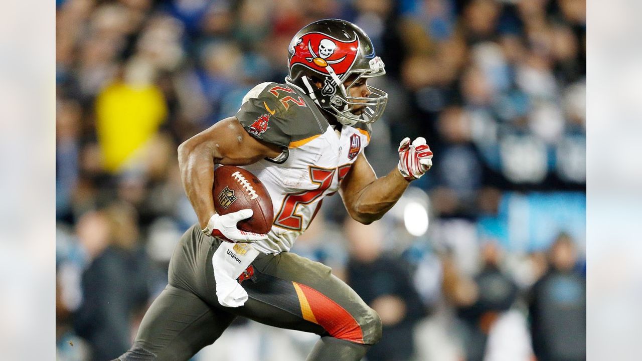 1,190 Doug Martin Buccaneers Stock Photos, High-Res Pictures, and