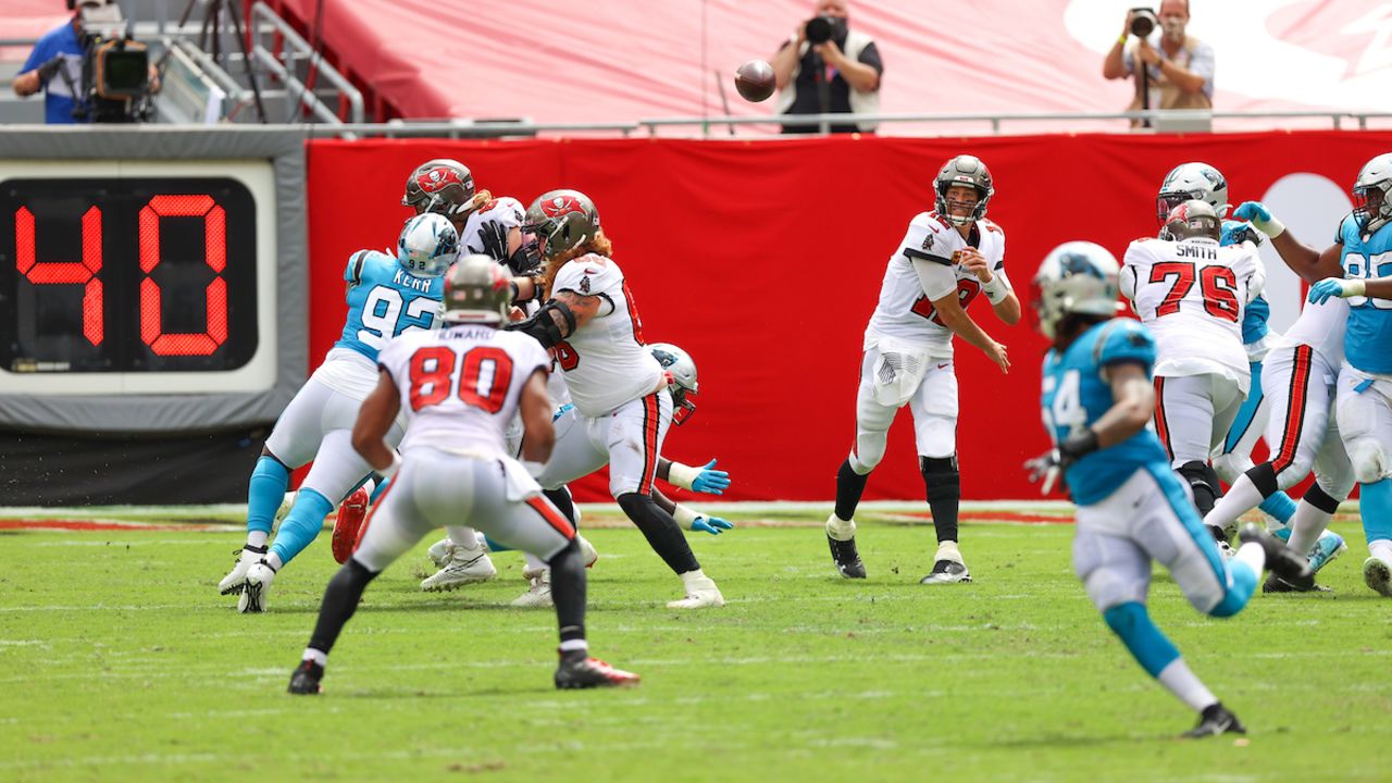 Bucs Defeat Carolina Panthers 31-17 in Week 2