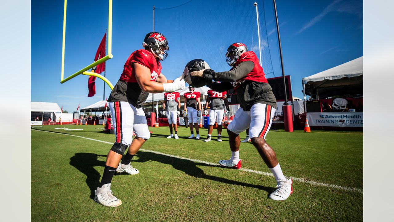 Buccaneers Training Camp Battle: Right Guard - A to Z Sports