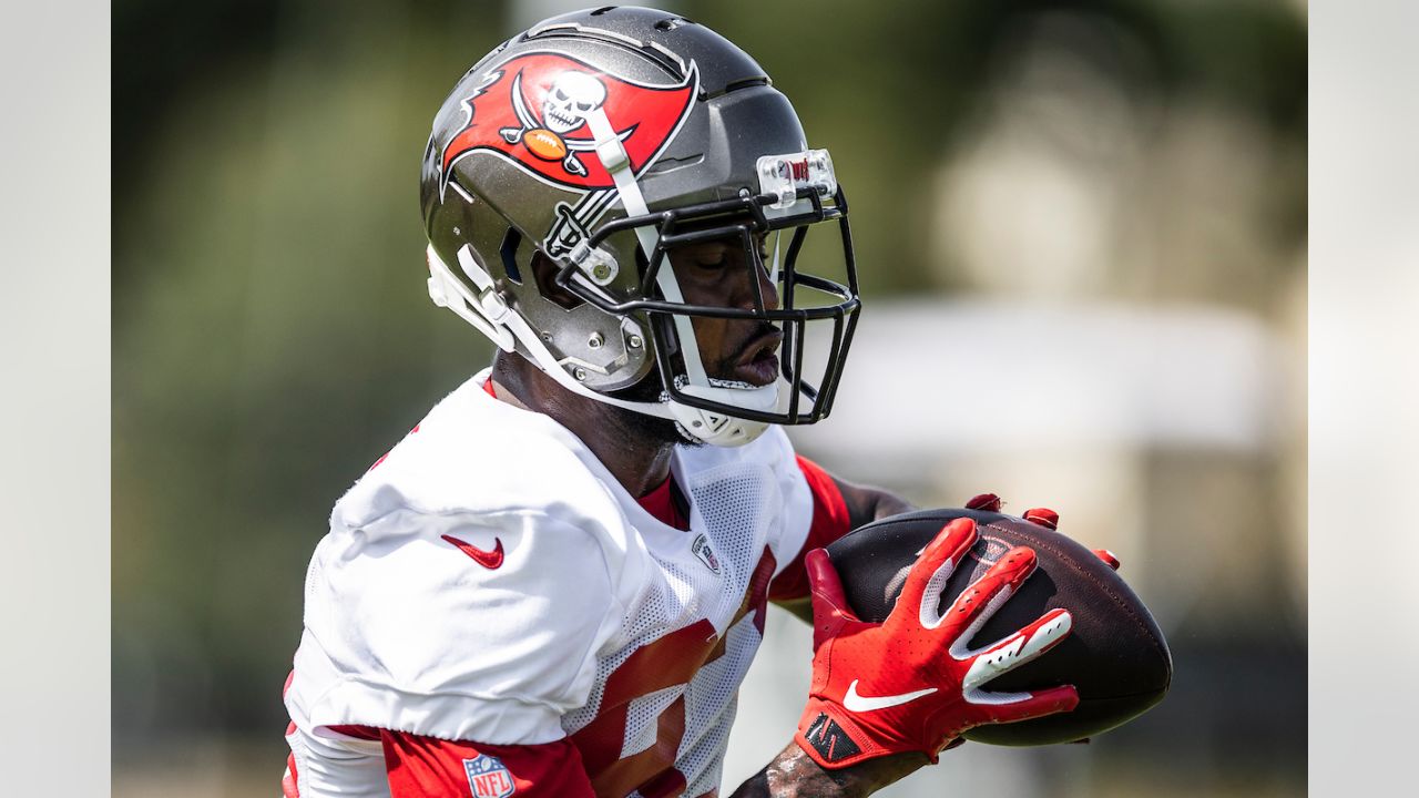 Tom Brady Is Taking Bucs Rookie Receiver Jaelon Darden Under His Wing