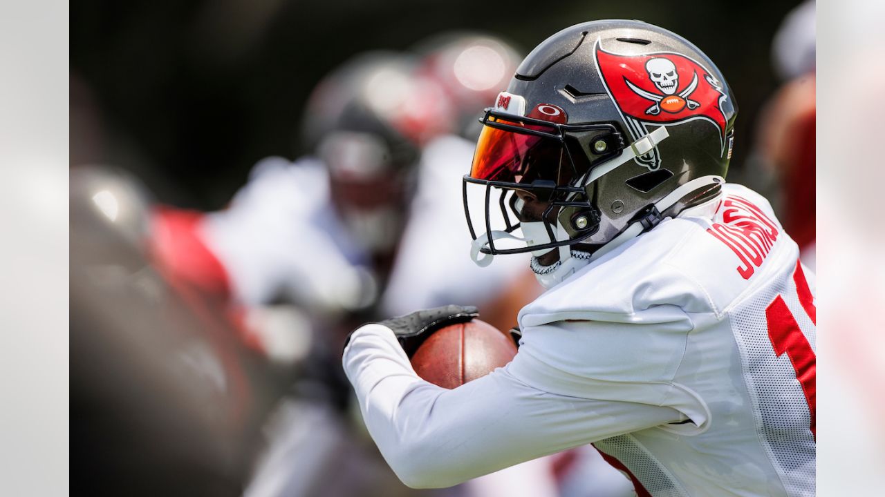 Bucs training camp: Tom Brady launches deep TD to Breshad Perriman