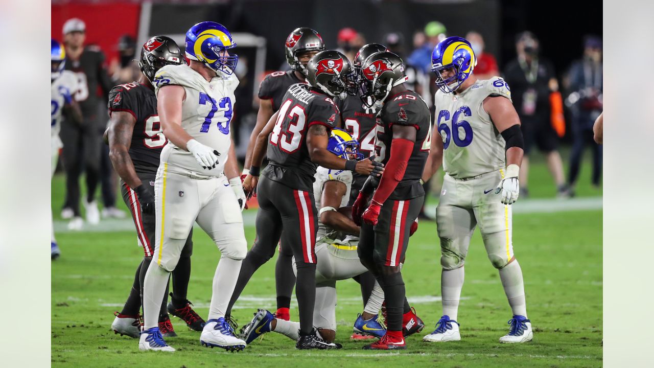 Bucs Defeated by Los Angeles Rams 27-24 in Week 11