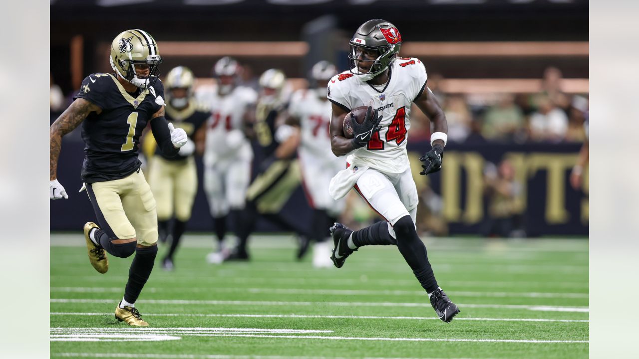 Bucs Game: Bucs sail past Saints 26-9, take first place in NFC South