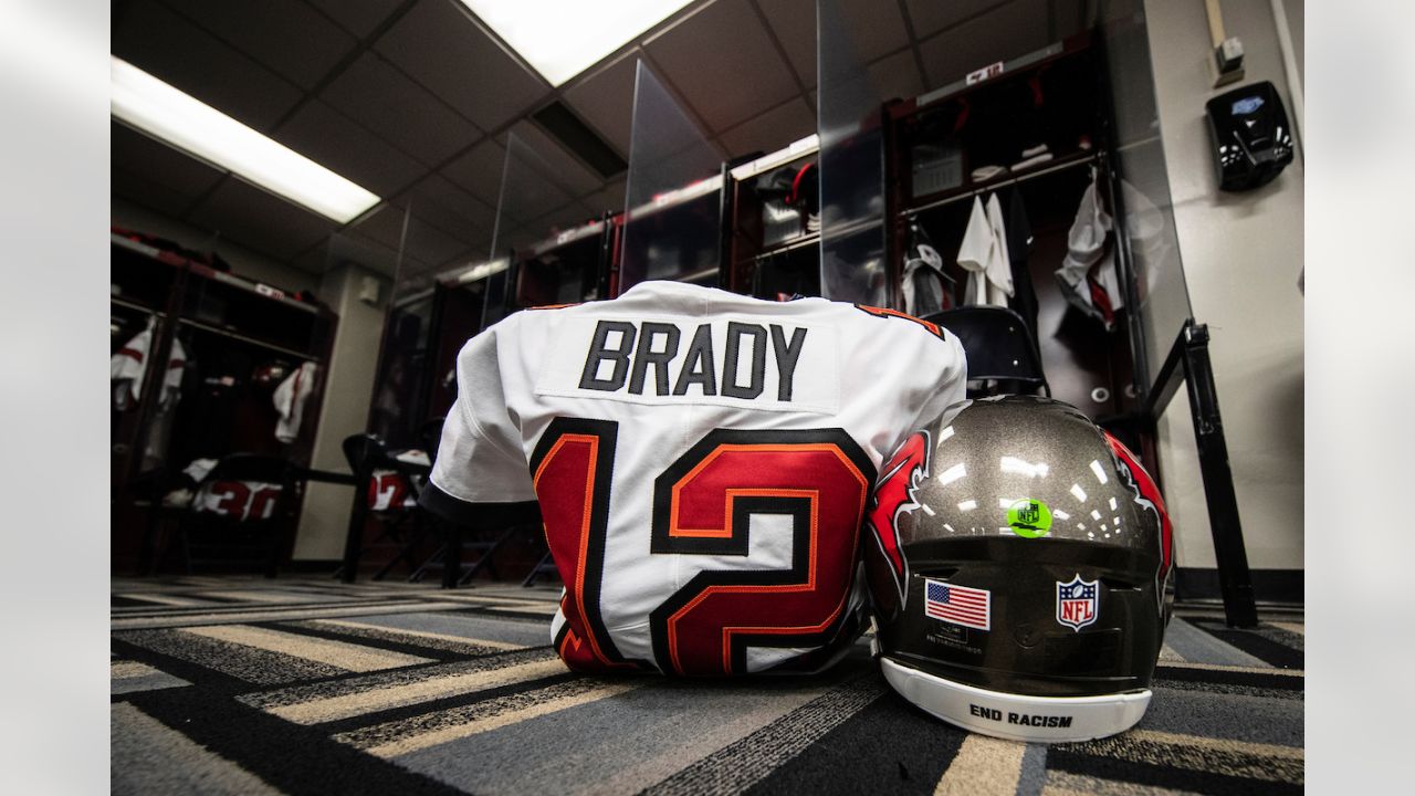 Who's taking Tom Brady's number in Tampa Bay? Bucs insider names superstar  set to don #12