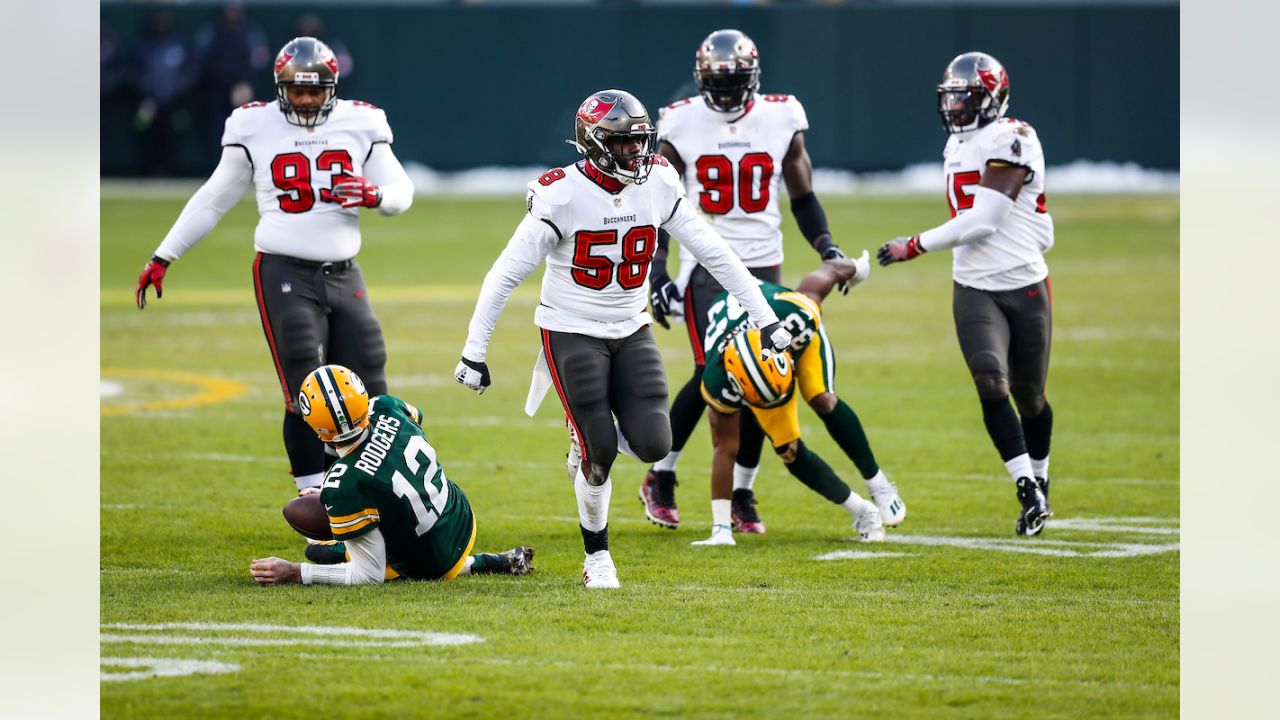 Bucs defeat Packers 31-26 to win NFC Championship; El Paso's Jones