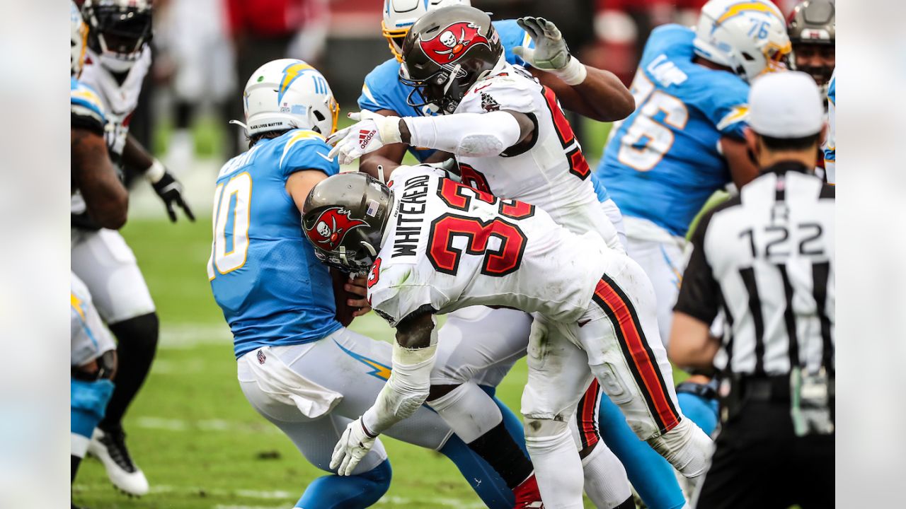 Final Score - Bucs Defeat Los Angeles Chargers 38-31 in Week 4