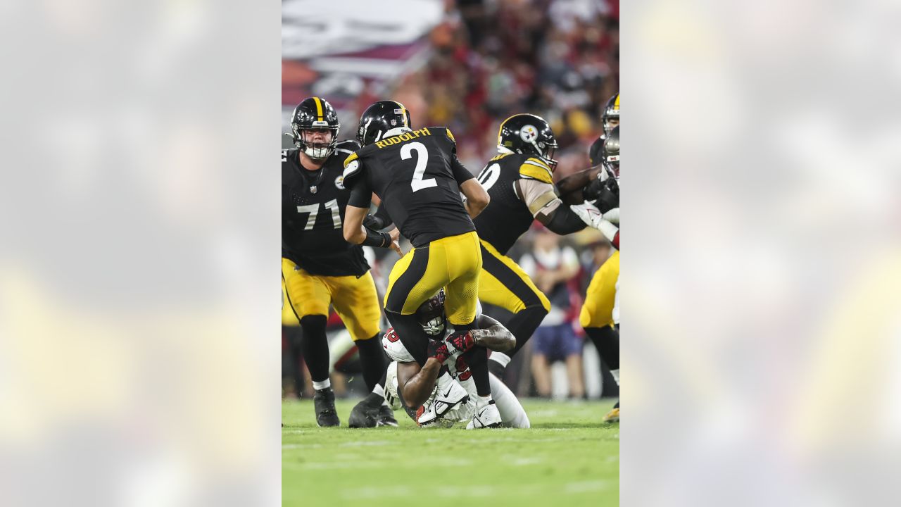 Instant analysis: Steelers' offense shines, rookies dominate in preseason  opener vs Bucs - Behind the Steel Curtain