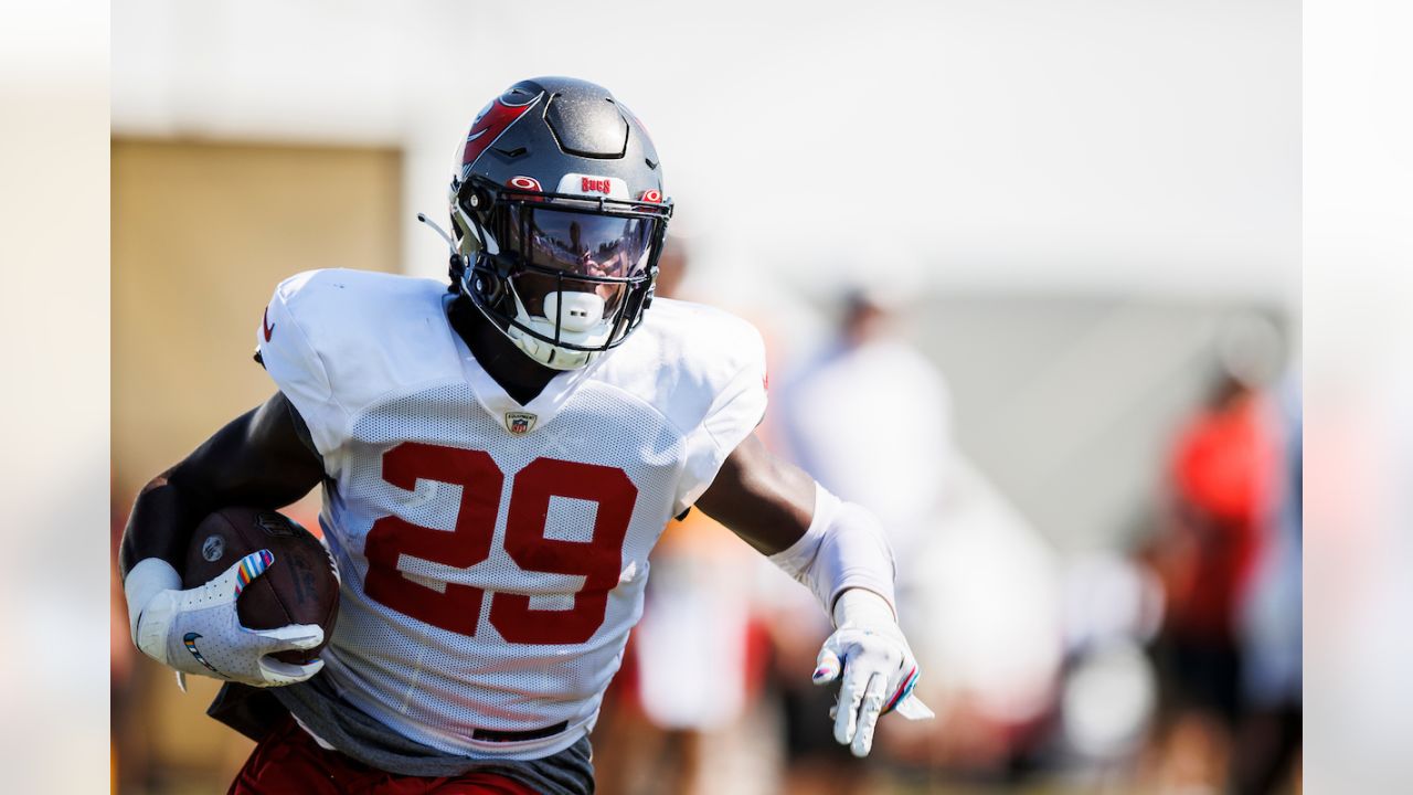 Bucs-Titans practice gets chippy, including dust-up with a Tampa