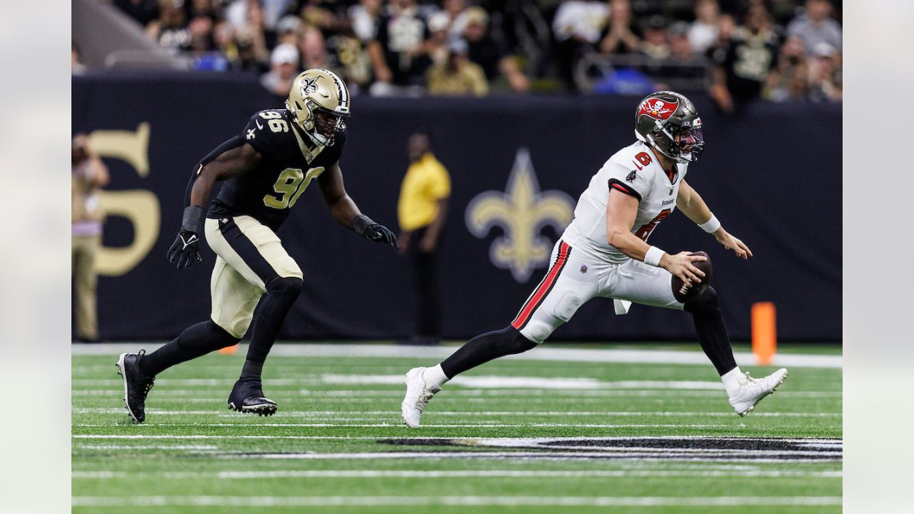 Tampa Bay Buccaneers vs New Orleans Saints - October 01, 2023