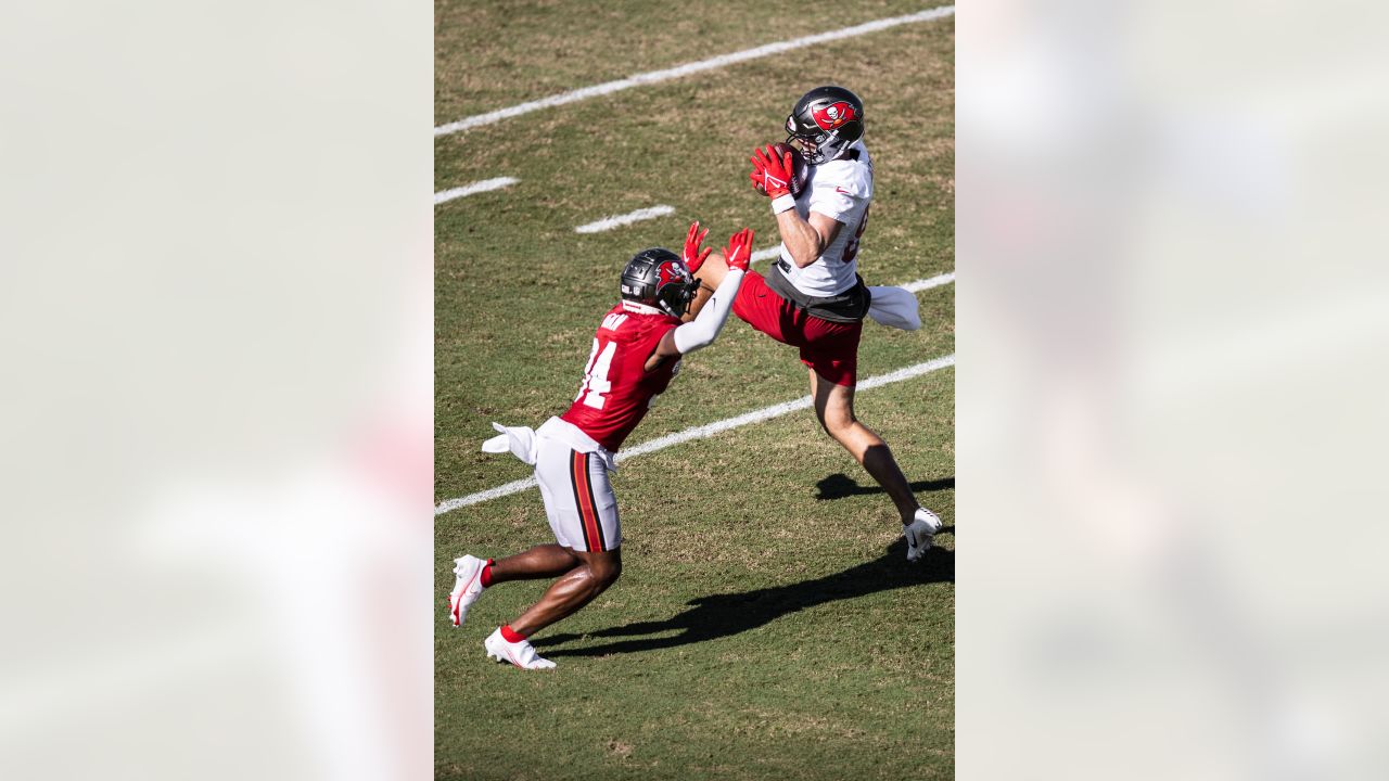 Tampa Bay Buccaneers #84 tight end Cameron Brate speaks during the