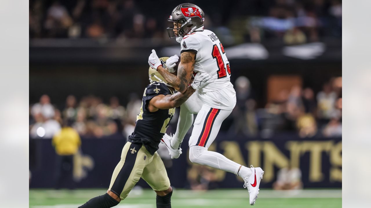 Tampa Bay Buccaneers Beat Saints 26-9, Antoine Winfield Jr. Shines