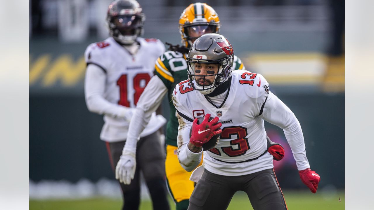 Road warriors: Bucs win 31-26 at Green Bay, reach Super Bowl - CGTN