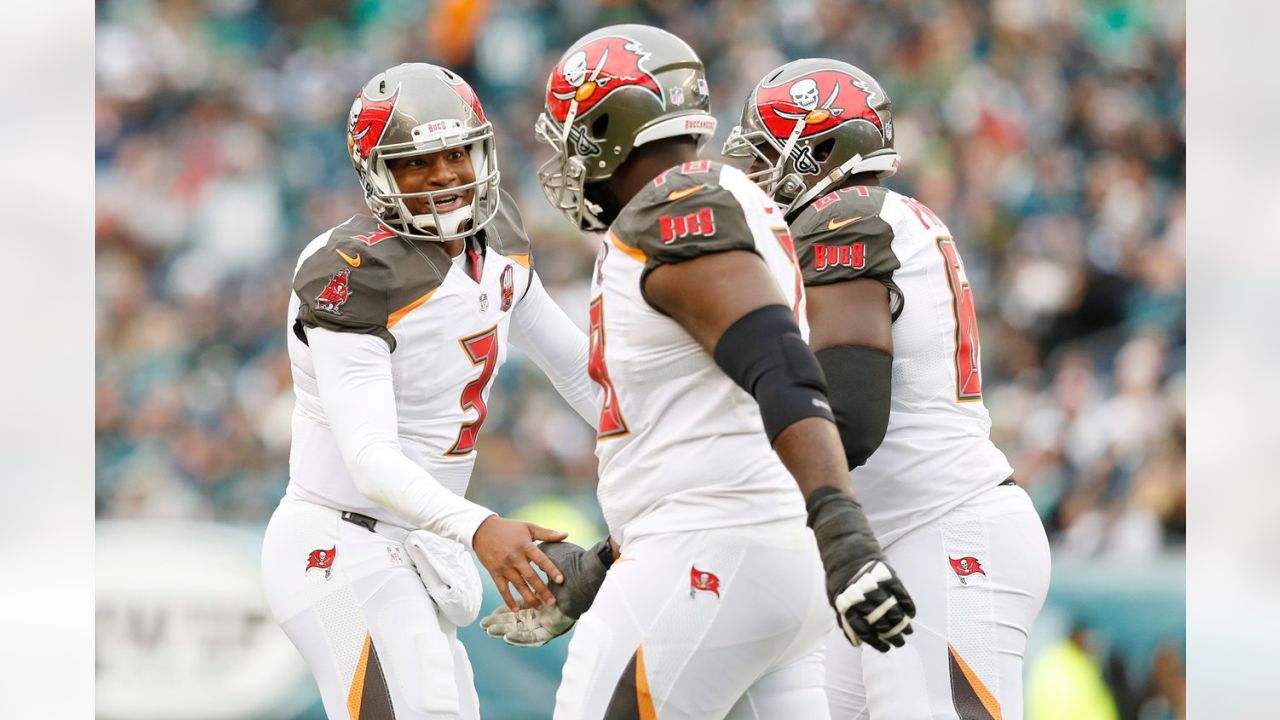 Bucs' Jameis Winston proves his mettle in big win over the Rams