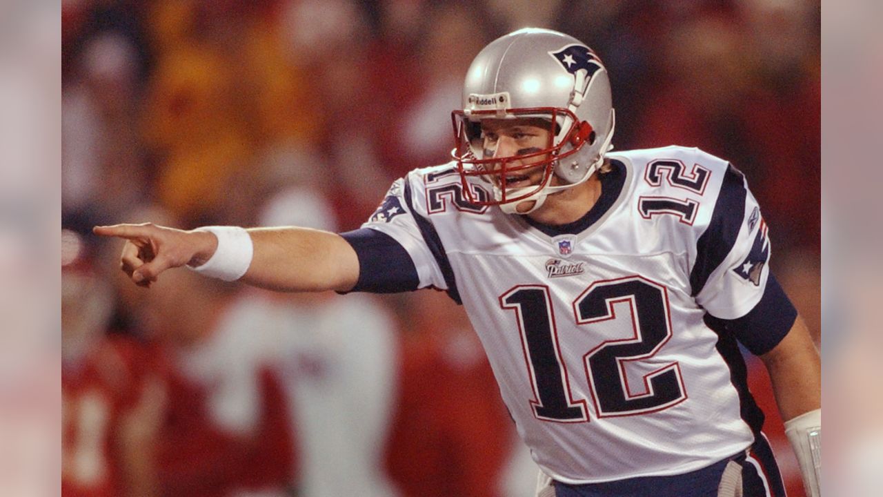 Indianapolis Colts quarterback Peyton Manning (18), Super Bowl MVP, calls  an audible at the line of scrimmage at the end of the second quarter of Super  Bowl XLI at Dolphin Stadium in