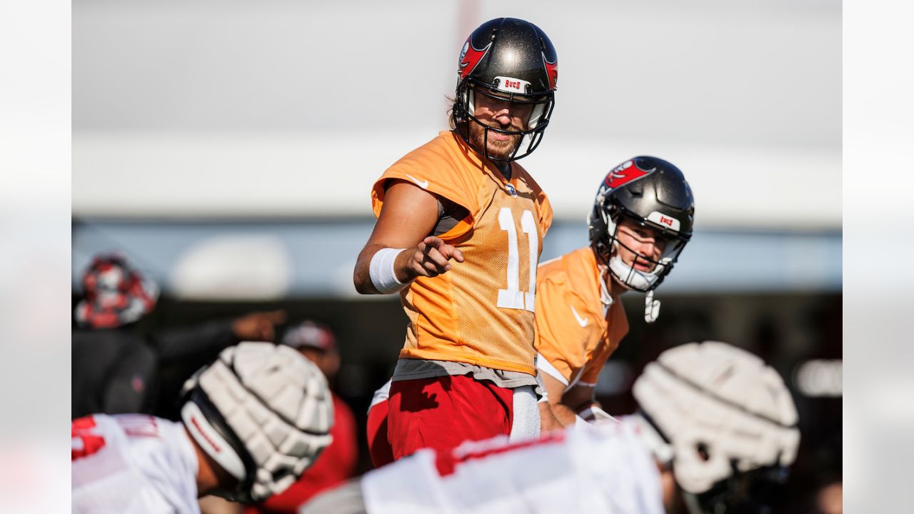 News and Notes from Tampa Bay Buccaneers Training Camp Practice: July 27,  2022