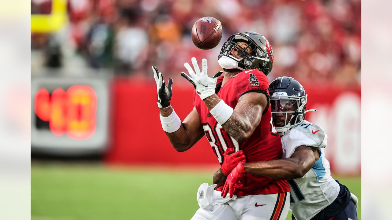 Best Photos From Buccaneers vs. Titans