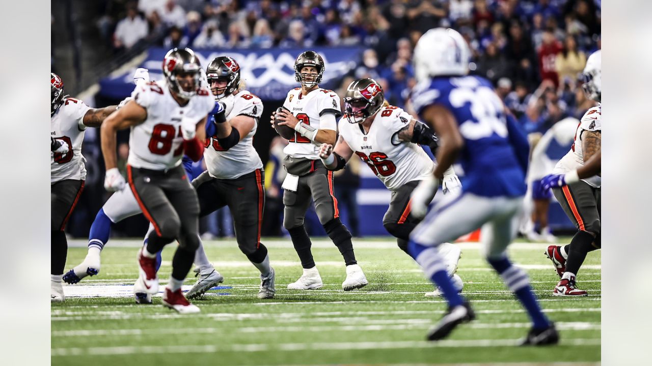 Indianapolis Colts Clash with the Buccaneers in Week 12