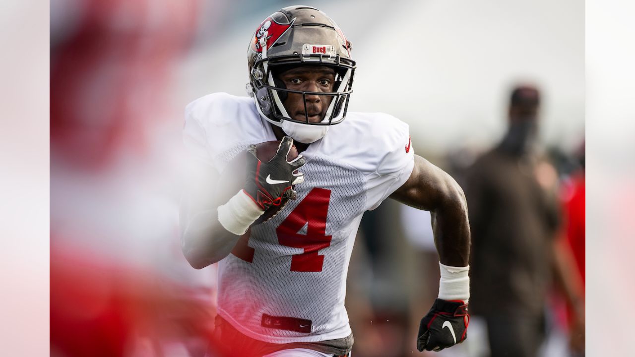 TAMPA, FL - JUL 26: Alex Cappa (65) goes thru a drill during the Tampa Bay  Buccaneers Training Camp on July 26, 2021 at the AdventHealth Training  Center at One Buccaneer Place