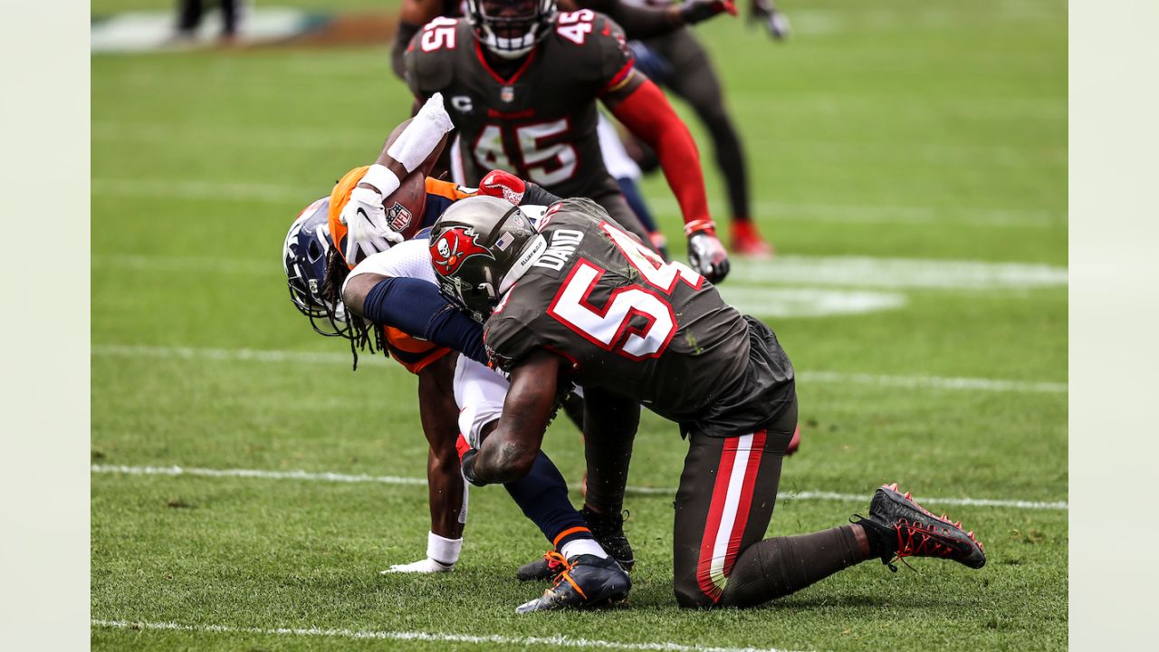 Tom Brady shows off with three TD passes as Buccaneers beat Broncos, 28-10  - The Boston Globe