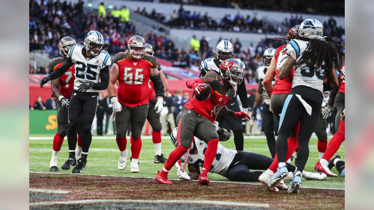 Watch: Panthers attempt rare fair catch kick against Bucs in London