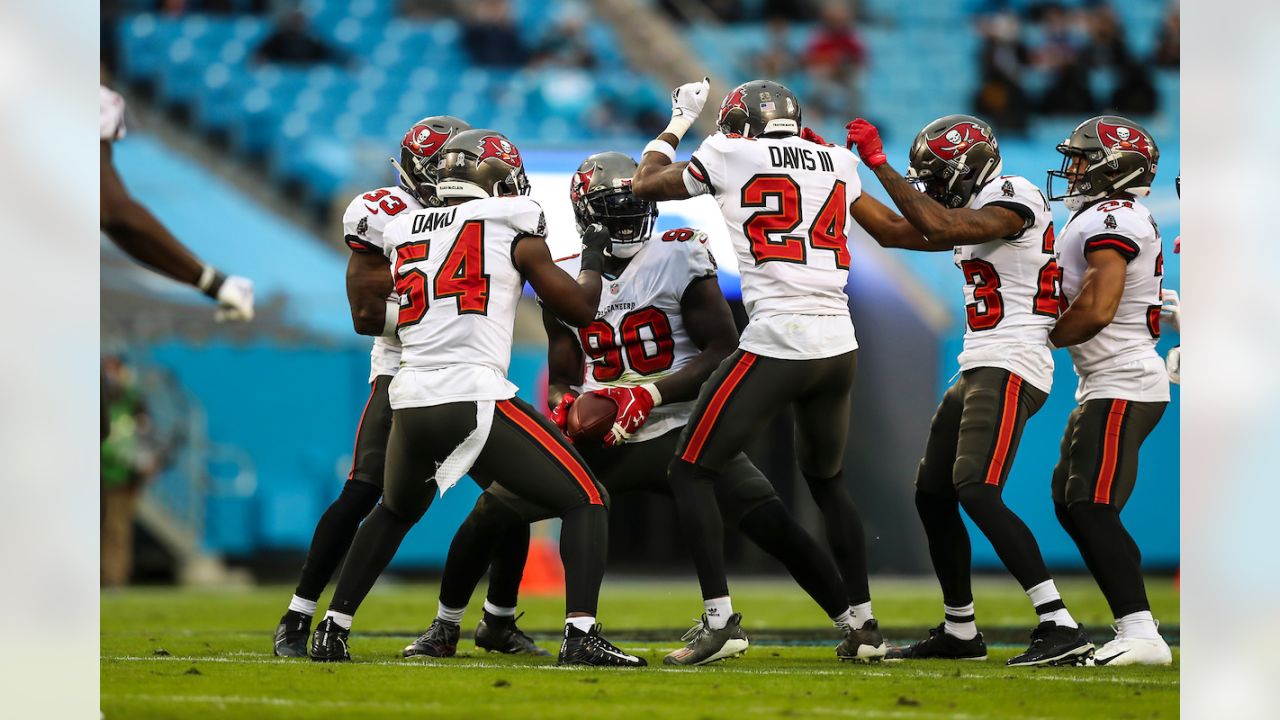 Tampa, Florida, USA. 02nd Dec, 2018. Tampa Bay Buccaneers running back  Ronald Jones (27) during the game between the Carolina Panthers and the Tampa  Bay Buccaneers at Raymond James Stadium in Tampa