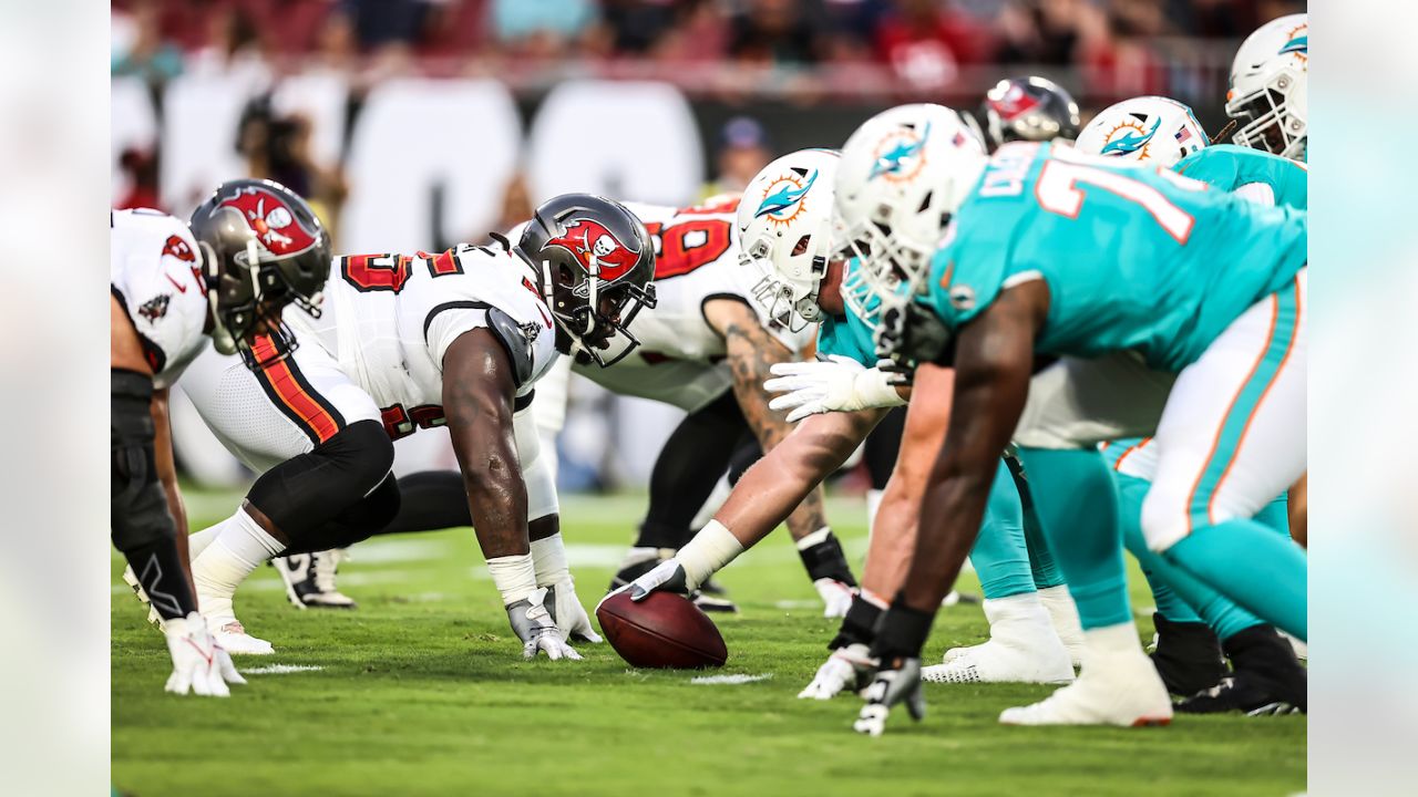 Scenes from Bucs first preseason game, beat Dolphins 26-24