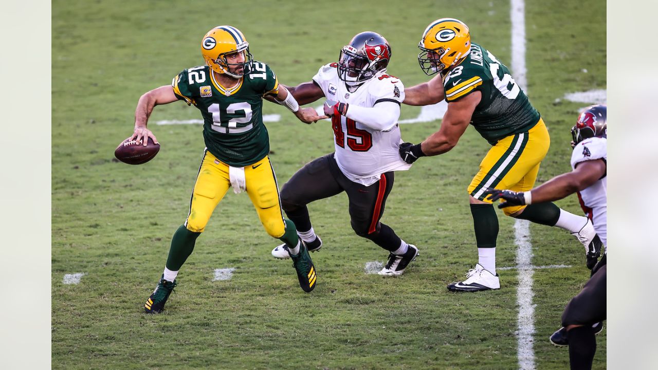 Bucs Defeat Green Bay Packers 38-10 in Week 6