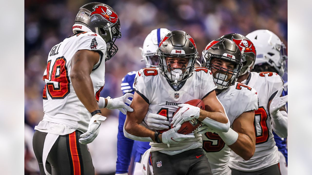 Bucs Survive The Colts, Win 38-31